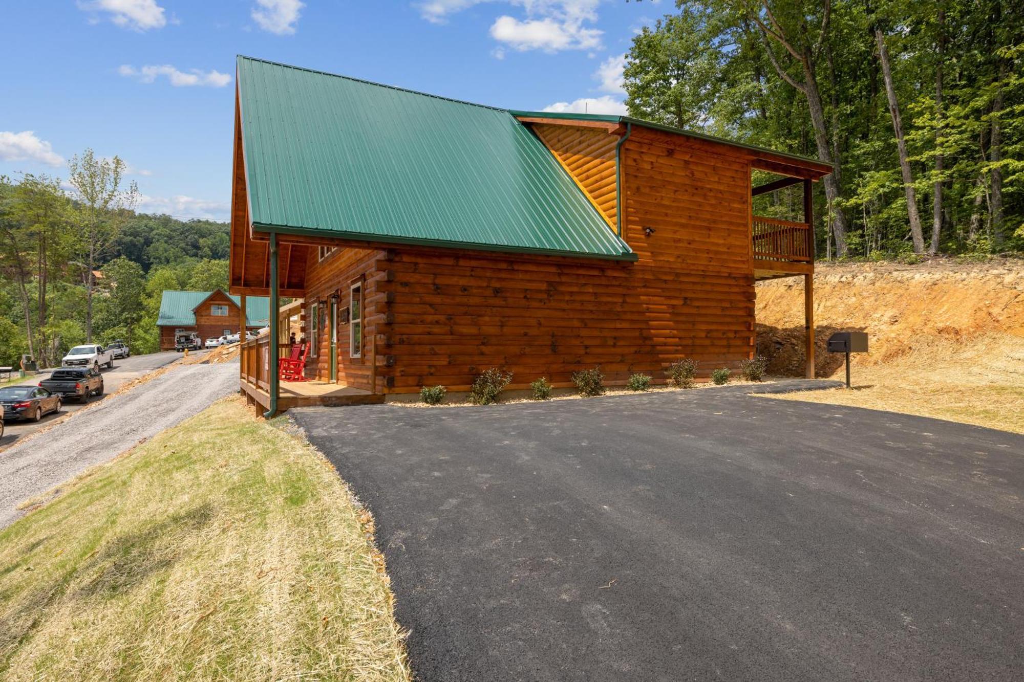 The 3 Bears Is A Newly Built 3 Bedroom Cabin Only 3 Minutes From The Parkway! Pigeon Forge Exterior photo
