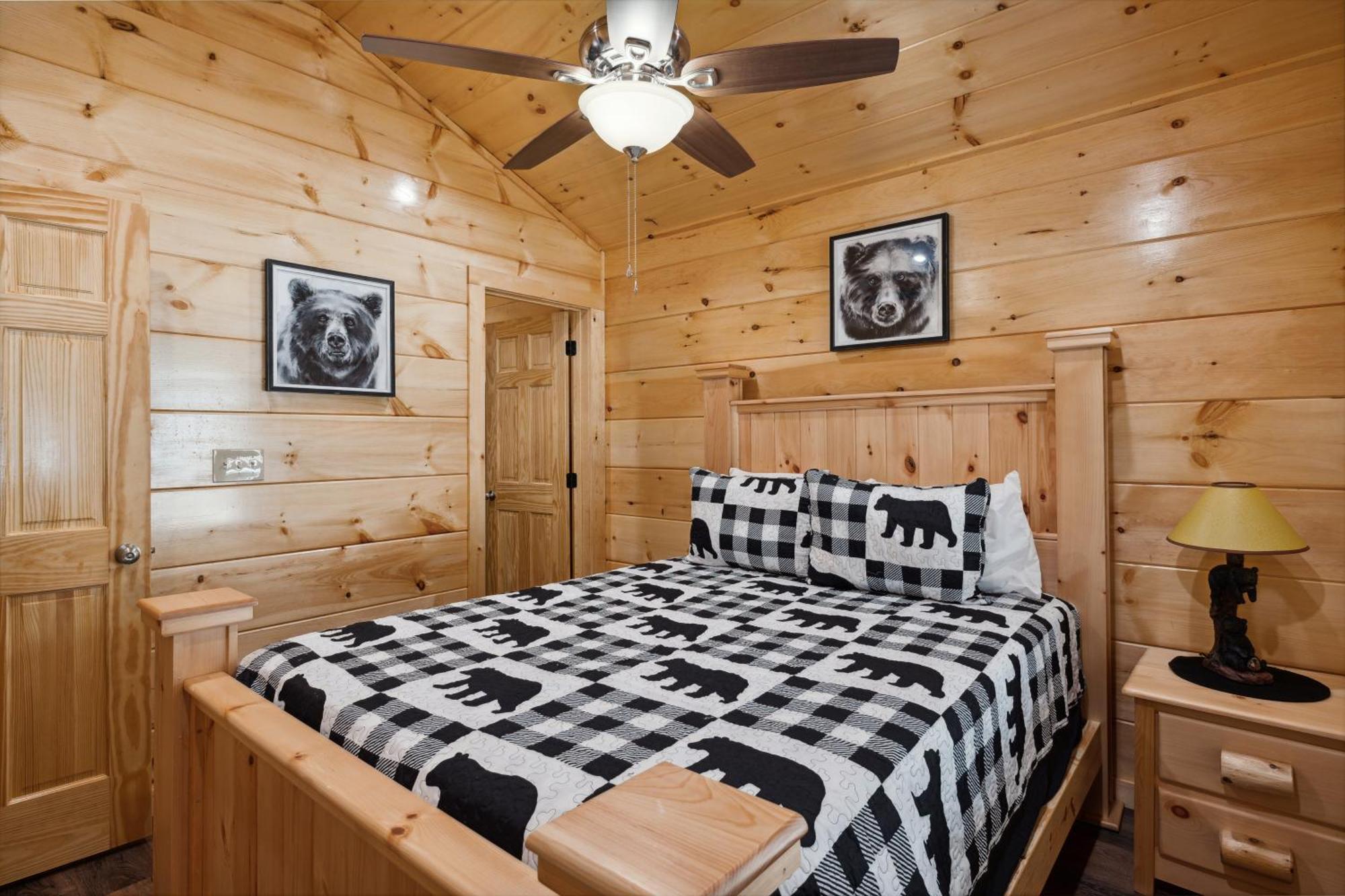 The 3 Bears Is A Newly Built 3 Bedroom Cabin Only 3 Minutes From The Parkway! Pigeon Forge Exterior photo