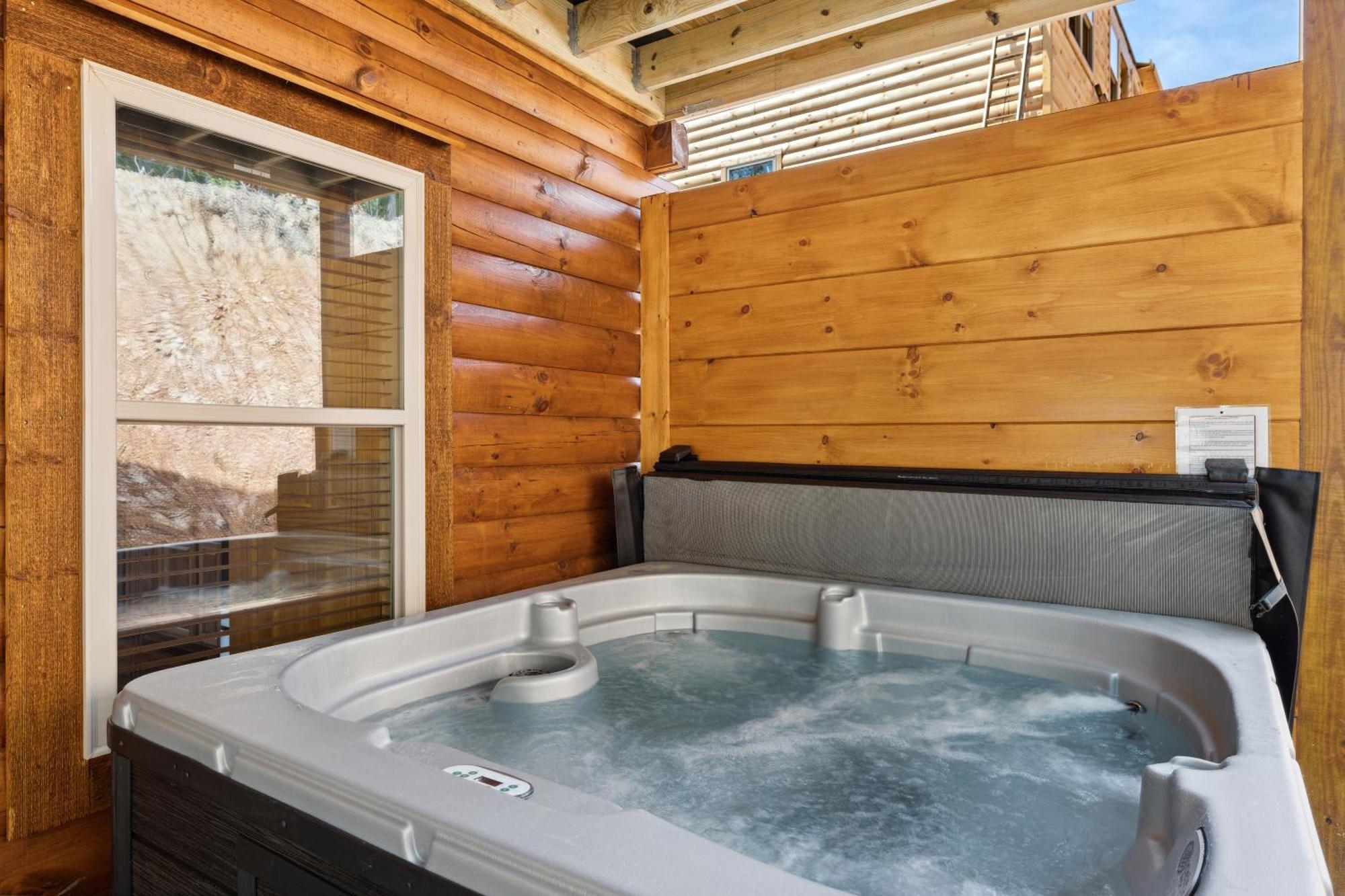 The 3 Bears Is A Newly Built 3 Bedroom Cabin Only 3 Minutes From The Parkway! Pigeon Forge Exterior photo